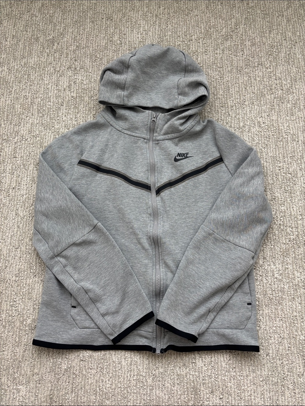 Nike Tech Grey Hoodie Kids XL